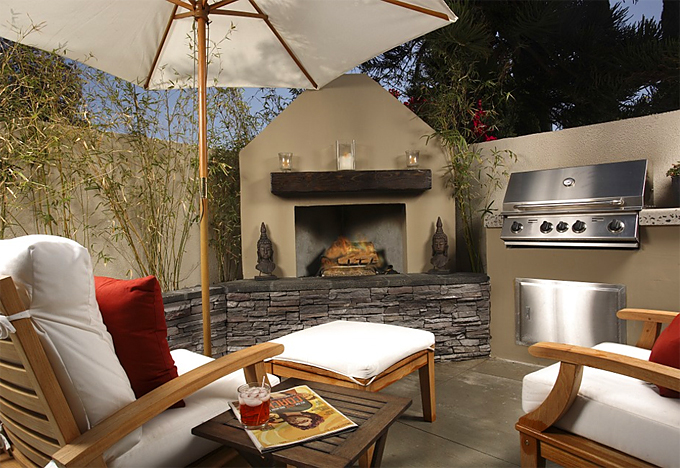 Benefits of having an outdoor fireplace